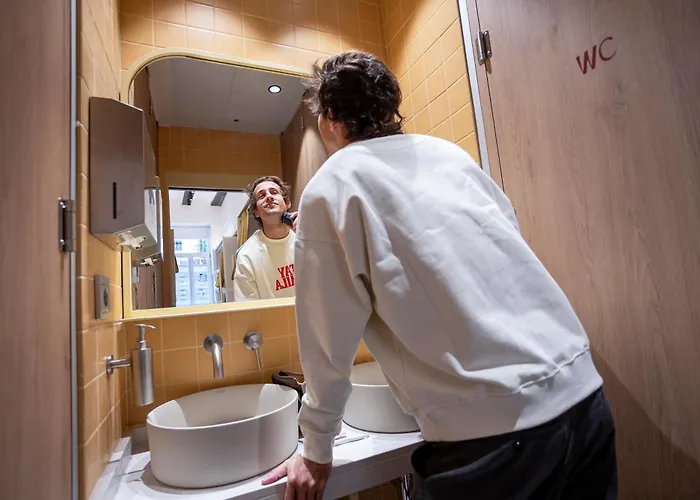 Camila Vandrarhem Valencia