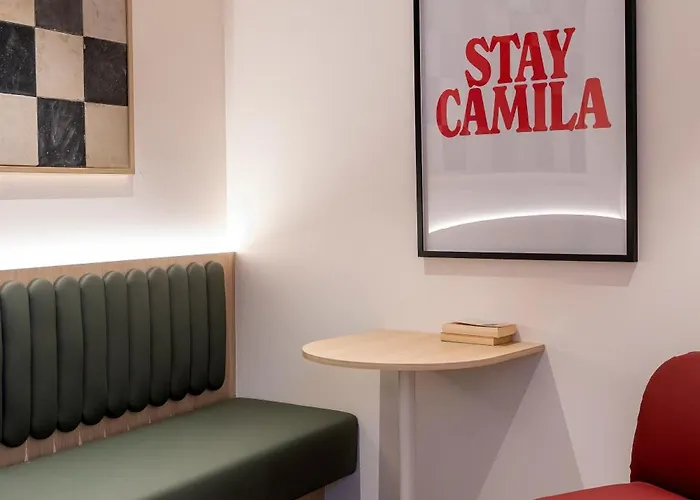 Camila ホステル *