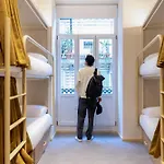 Hostal Camila Valencia