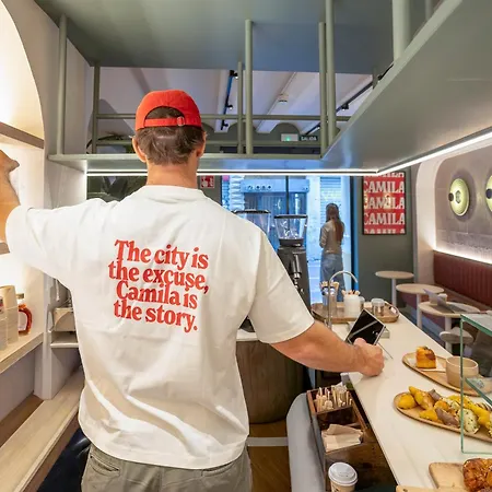 Hostal Camila Valencia